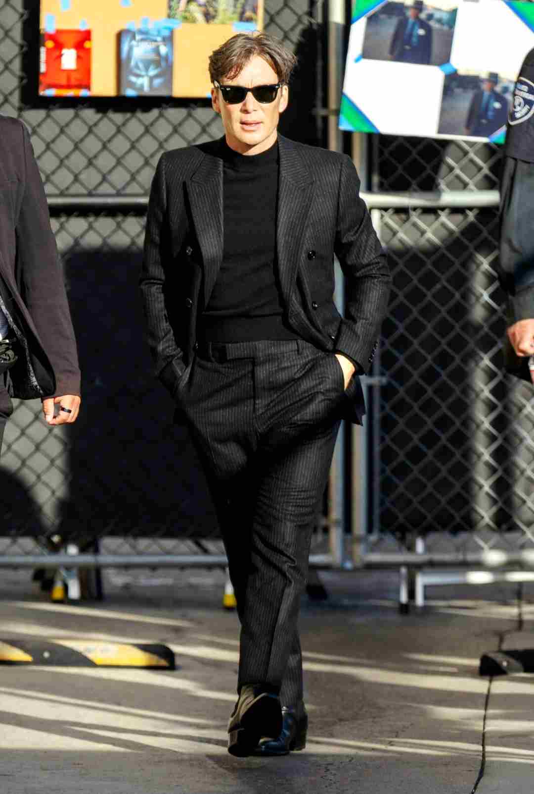 کتوشلوار تیره کلاسیک کیلیان مورفی – Cillian Murphy dark suit style