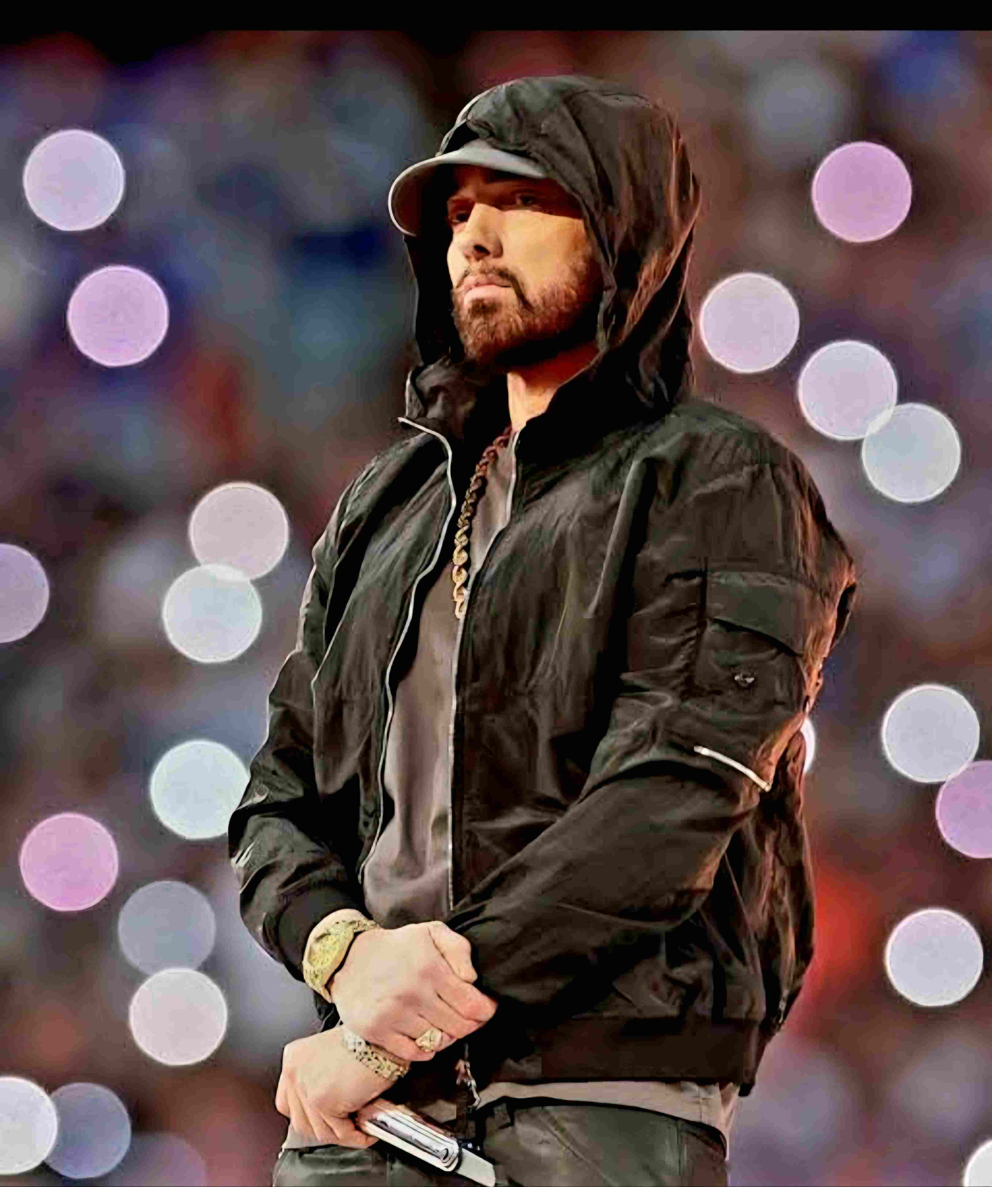 Eminem Super Bowl 2022 black hoodie and Timberland boots