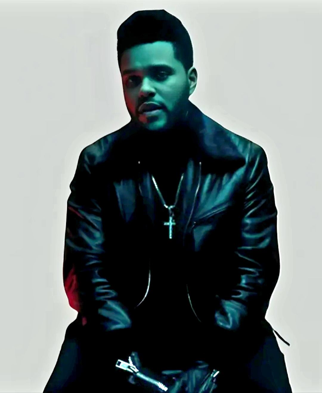 the_weeknd_black_leather_jacket_street_style