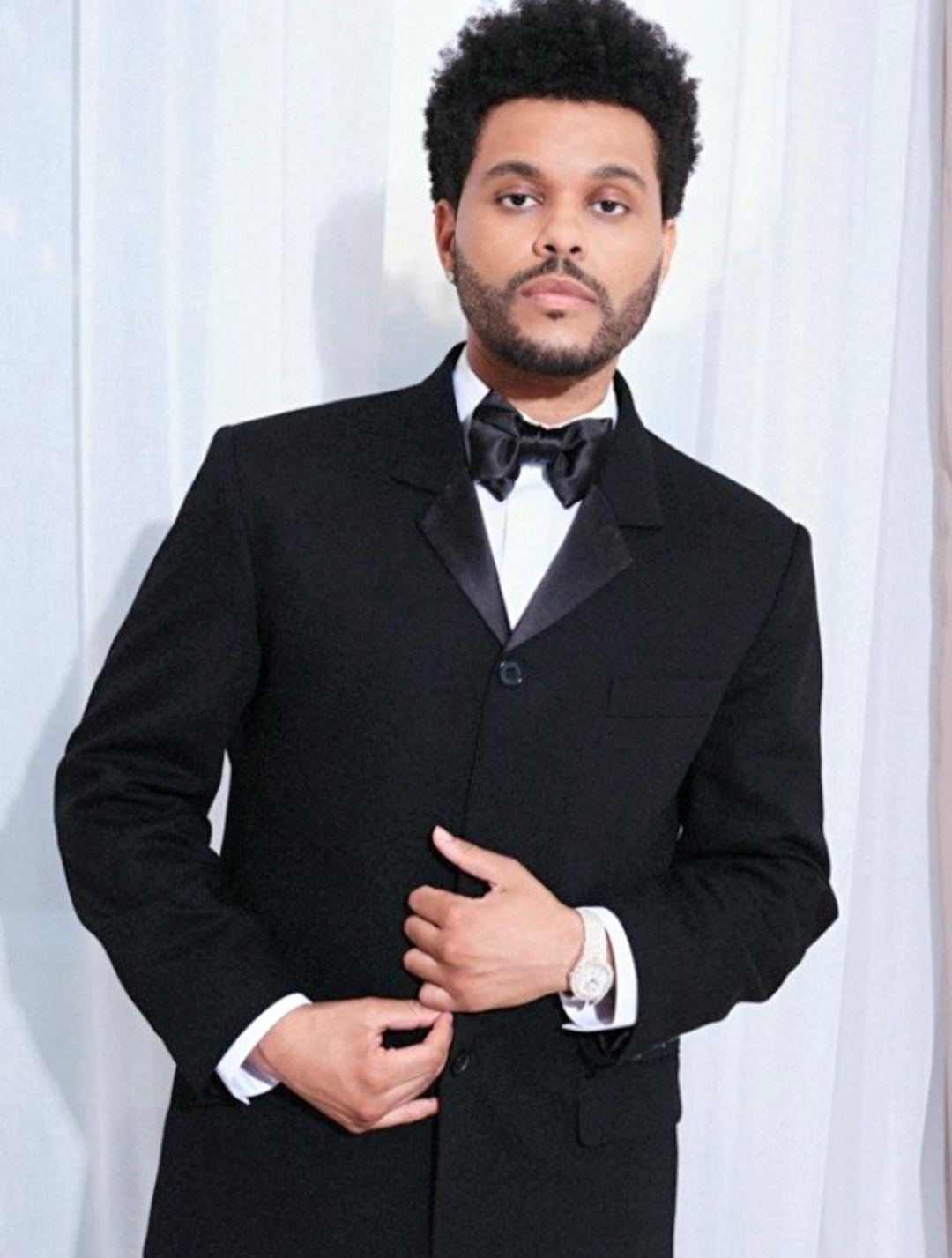 the_weeknd_red_carpet_style